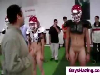 Hetro juveniles tehty kohteeseen pelata alaston football mukaan homos